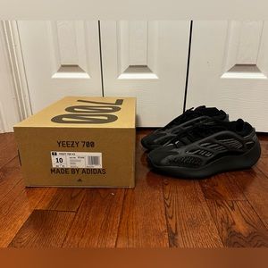 Adidas Boost Yeezy 700 Alvah US 10